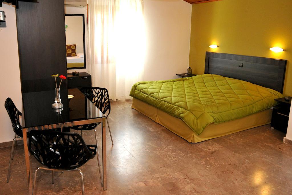 Anna Apartments Kontokali Zimmer foto